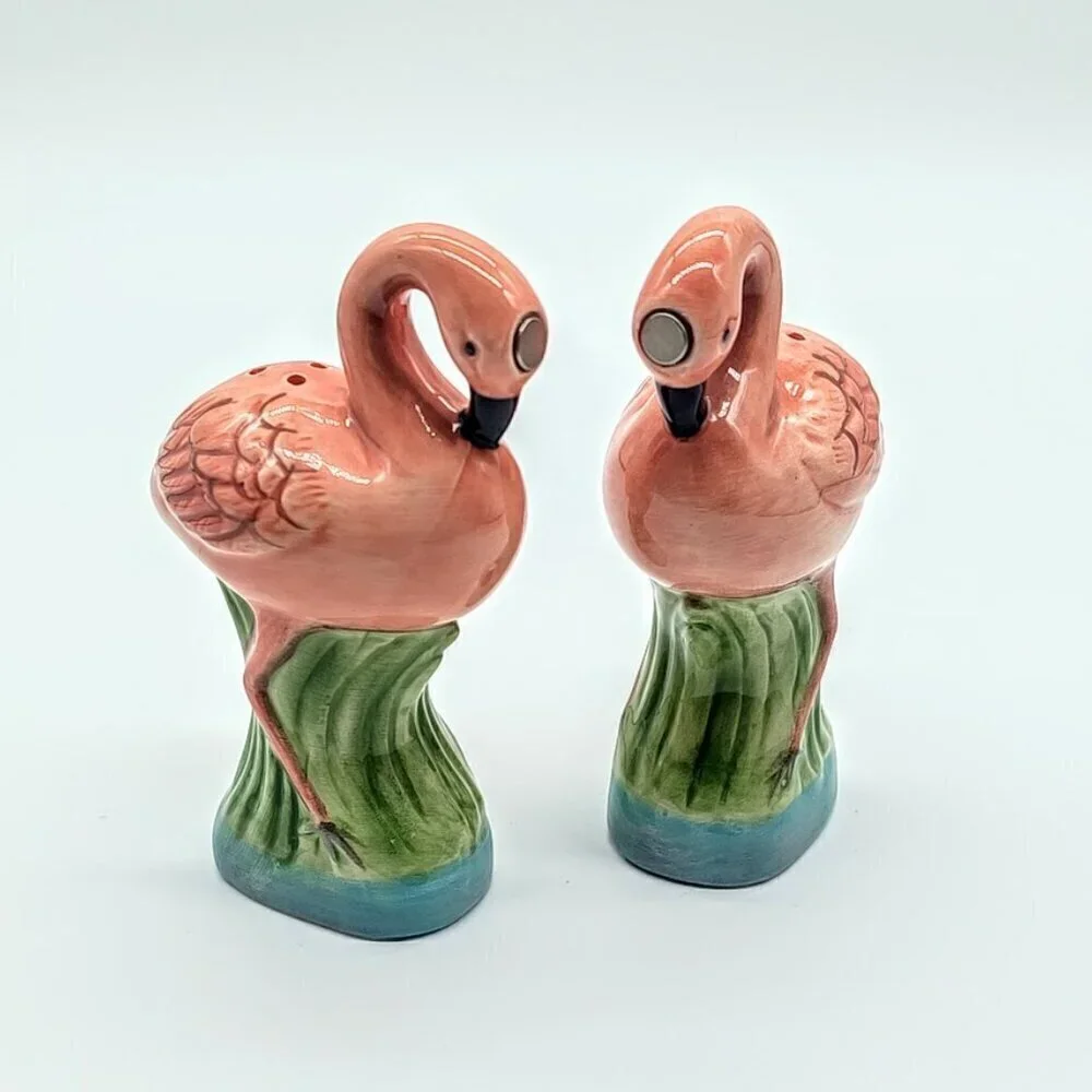Pacific Giftware Pink Flamingo Ceramic Salt Pepper Magnetic Shakers